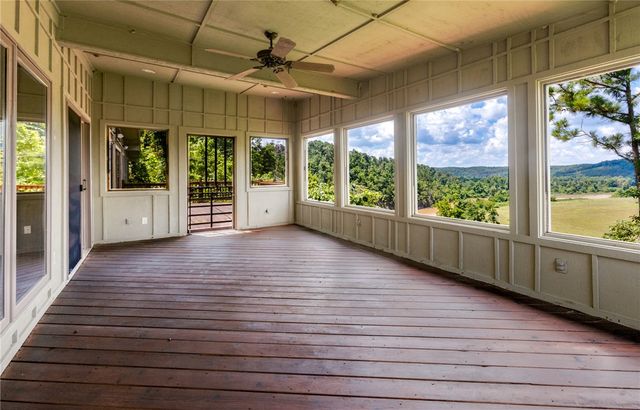 11375 High Sky Inn Road, Hindsville, AR 72738