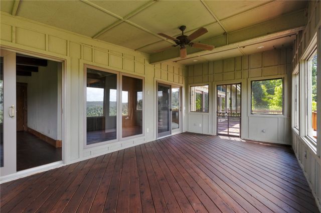 11375 High Sky Inn Road, Hindsville, AR 72738