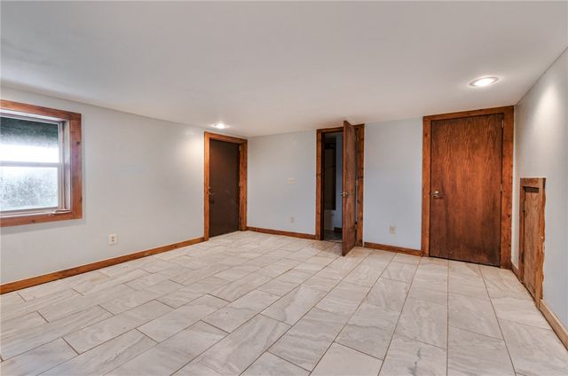 11375 High Sky Inn Road, Hindsville, AR 72738