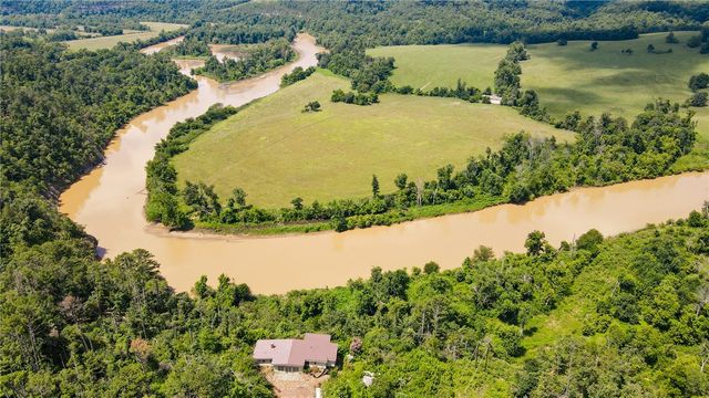 11375 High Sky Inn Road, Hindsville, AR 72738