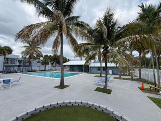 411 Executive Center Dr 109, West Palm Beach, FL 33401