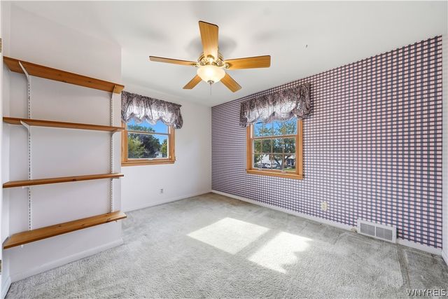 21 Lynn Lea Street, Amherst, NY 14221