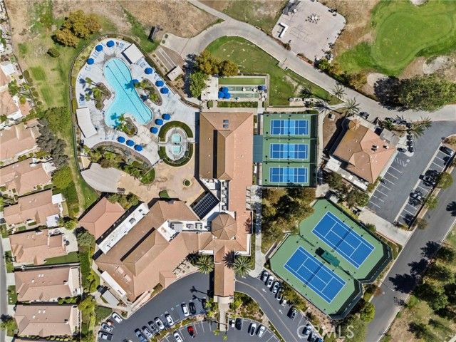 23727 Corte Andar, Murrieta, CA 92562