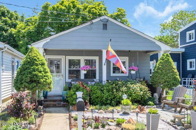 122 Inskip Avenue, Ocean Grove, NJ 07756