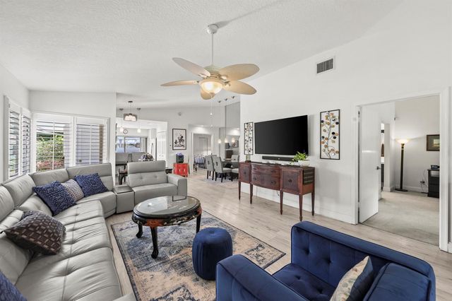 3660 Freshwater Drive, Jupiter, FL 33477