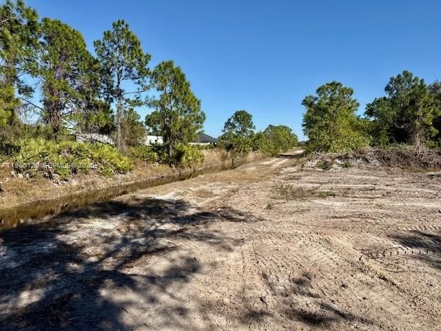 737 E THEODORE VAIL STREET, Lehigh Acres, FL 33974