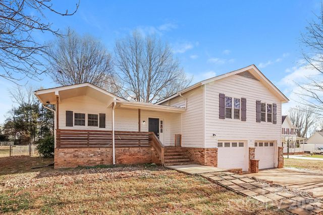 167 Mooreland Road, Mooresville, NC 28117