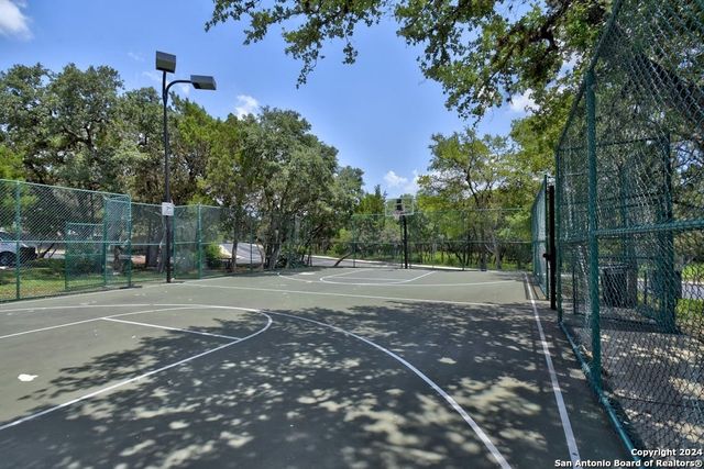 18731 Crosstimber, San Antonio, TX 78258