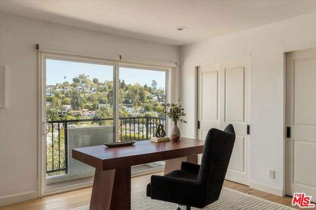 2441 Claremont Avenue, Los Angeles, CA 90027