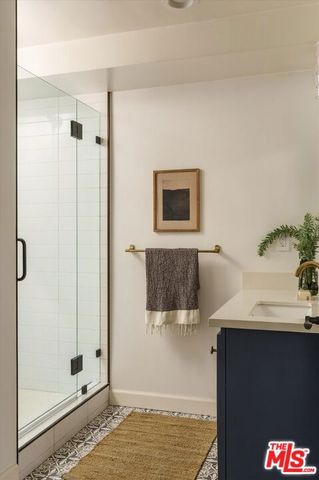 2441 Claremont Avenue, Los Angeles, CA 90027
