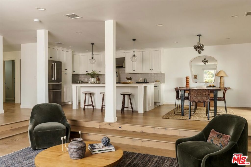 2441 Claremont Avenue, Los Angeles, CA 90027 — photo 5