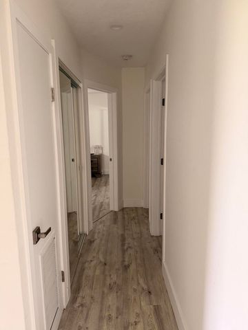 1720 SW 64th Avenue, North Lauderdale, FL 33068