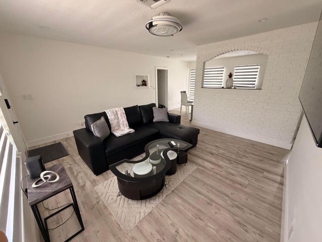 1720 SW 64th Avenue, North Lauderdale, FL 33068