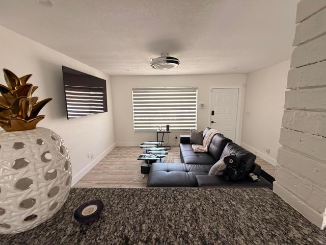 1720 SW 64th Avenue, North Lauderdale, FL 33068