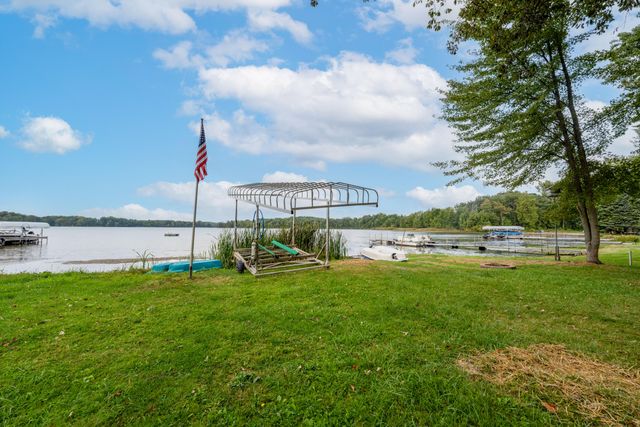 50 E Baseline Road, Gobles, MI 49055