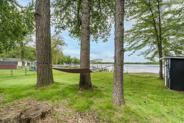 50 E Baseline Road, Gobles, MI 49055