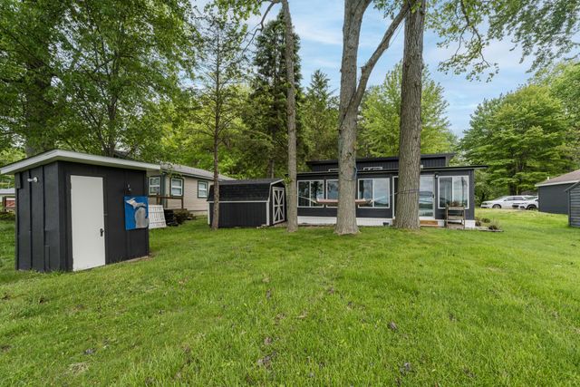 50 E Baseline Road, Gobles, MI 49055