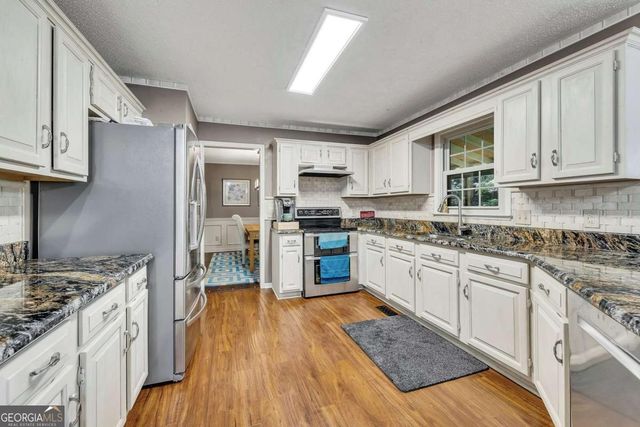 107 Lake Latimer Cove NE, Kennesaw, GA 30144