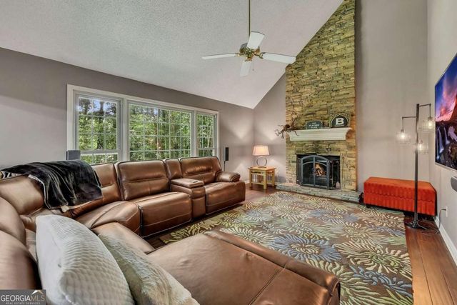 107 Lake Latimer Cove NE, Kennesaw, GA 30144