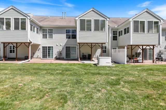 64 Brookview Road, Windham, NH 03087