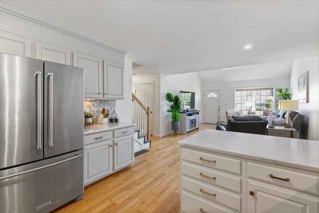 64 Brookview Road, Windham, NH 03087