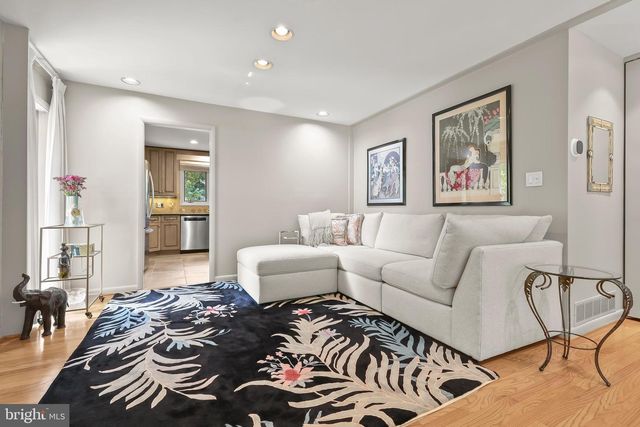 1 WHISPERWOOD CT, Baltimore, MD 21208