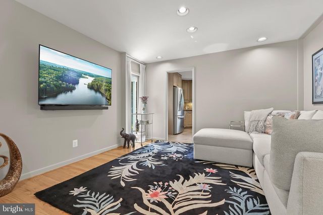 1 WHISPERWOOD CT, Baltimore, MD 21208