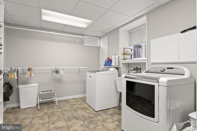 1 WHISPERWOOD CT, Baltimore, MD 21208