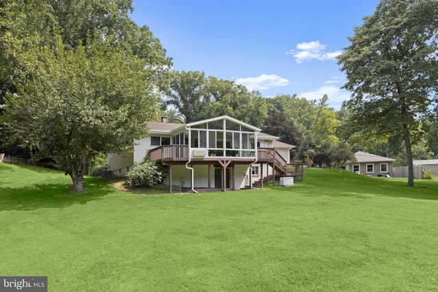 1 WHISPERWOOD CT, Baltimore, MD 21208