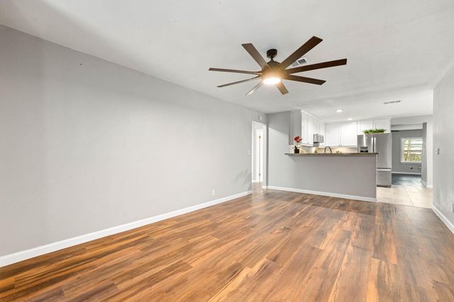 7630 Lady Street, Houston, TX 77021