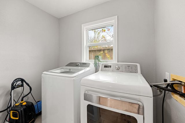 7630 Lady Street, Houston, TX 77021