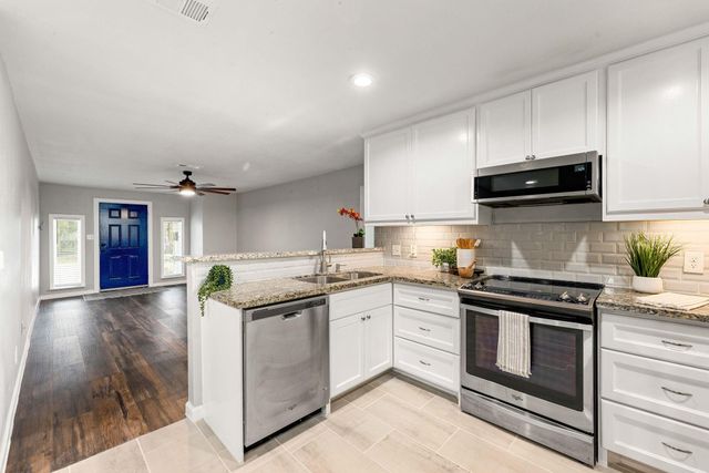 7630 Lady Street, Houston, TX 77021