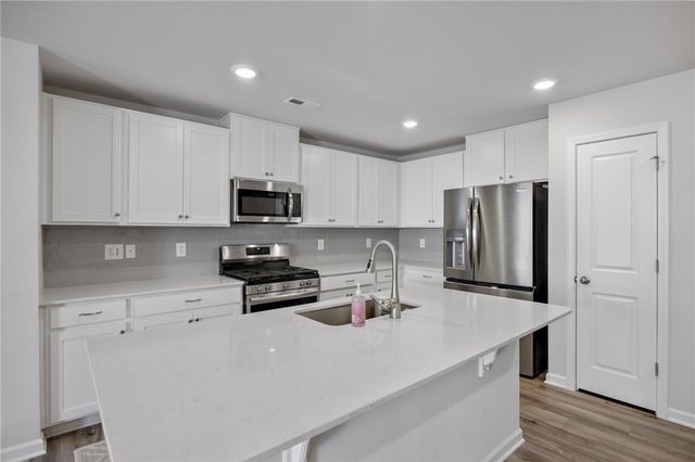 559 Brasstown Court, Pendleton, SC 29670