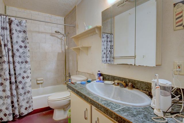 309 Princeton Drive SE, Albuquerque, NM 87106