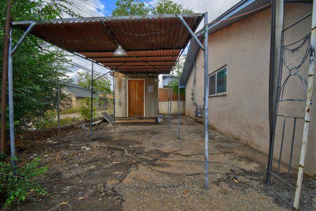 309 Princeton Drive SE, Albuquerque, NM 87106