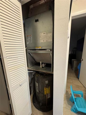 10315 SW 154th Cir Ct 28, Miami, FL 33196