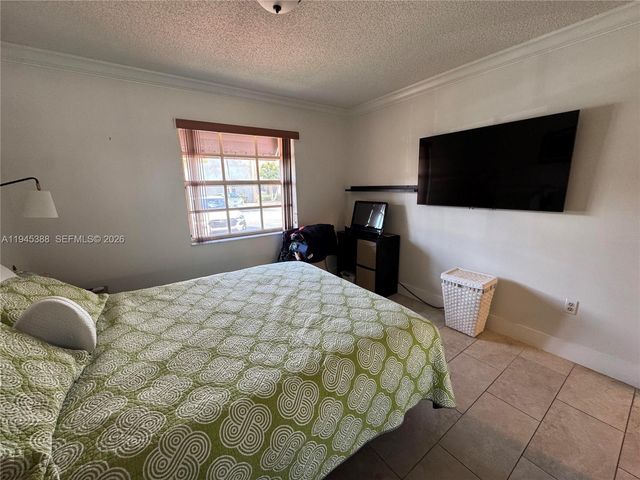 10315 SW 154th Cir Ct 28, Miami, FL 33196