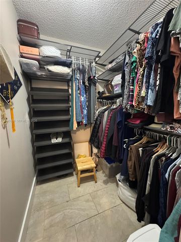 10315 SW 154th Cir Ct 28, Miami, FL 33196