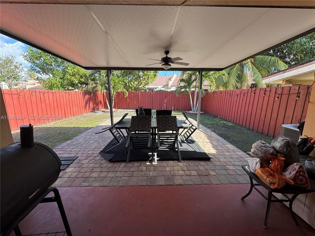 10315 SW 154th Cir Ct 28, Miami, FL 33196