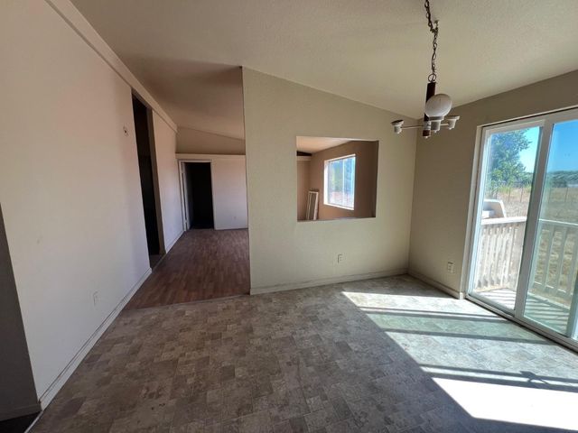 10283 Wooley Rd, Live Oak, CA 95953