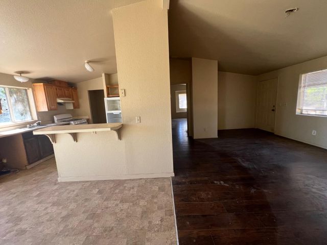 10283 Wooley Rd, Live Oak, CA 95953