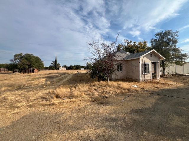 10283 Wooley Rd, Live Oak, CA 95953