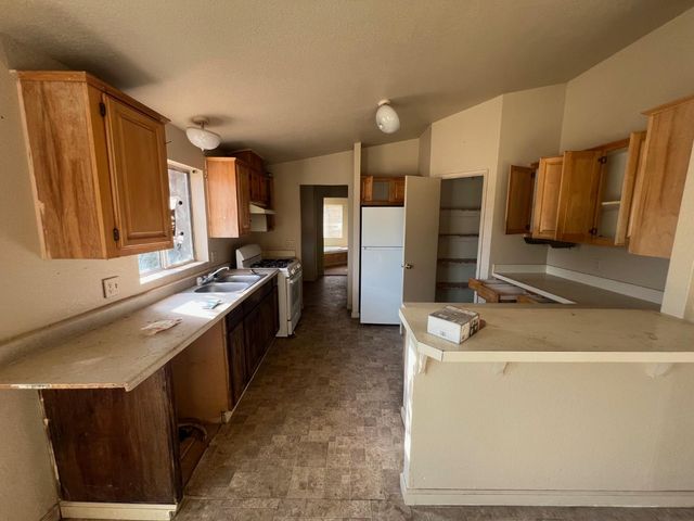 10283 Wooley Rd, Live Oak, CA 95953