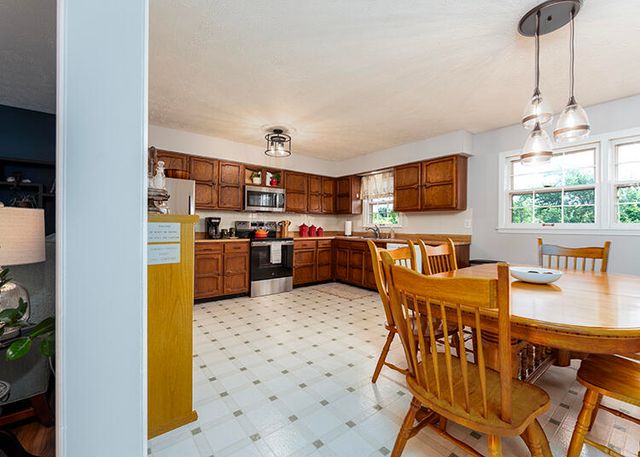 3700 Forest Green Drive, Lexington, KY 40517