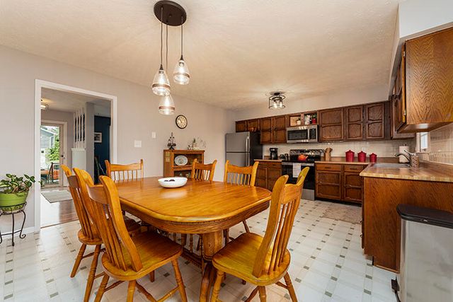 3700 Forest Green Drive, Lexington, KY 40517