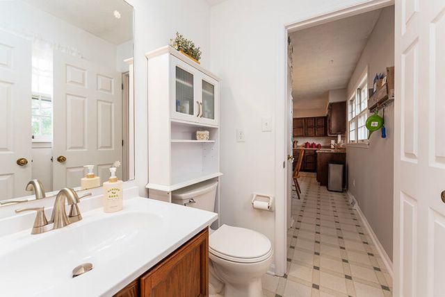 3700 Forest Green Drive, Lexington, KY 40517
