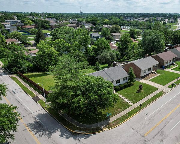 3700 Forest Green Drive, Lexington, KY 40517