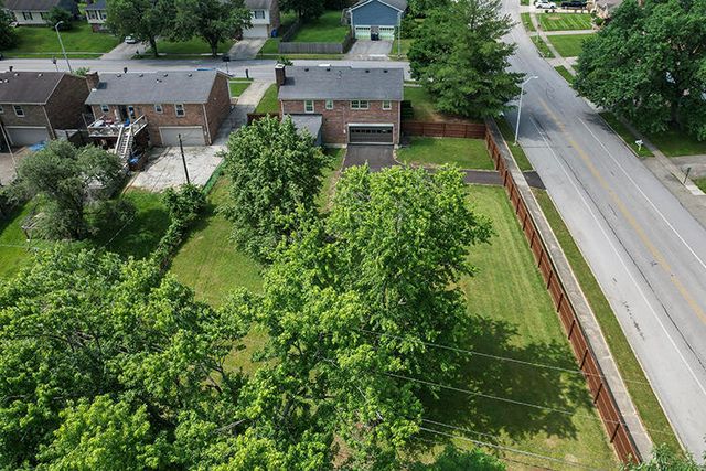 3700 Forest Green Drive, Lexington, KY 40517