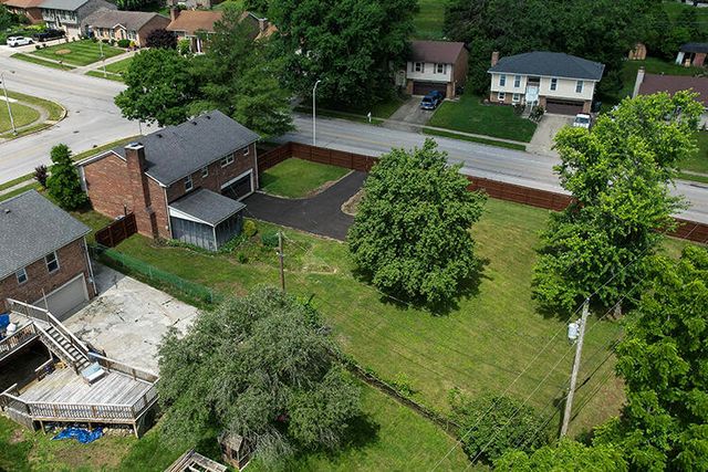 3700 Forest Green Drive, Lexington, KY 40517