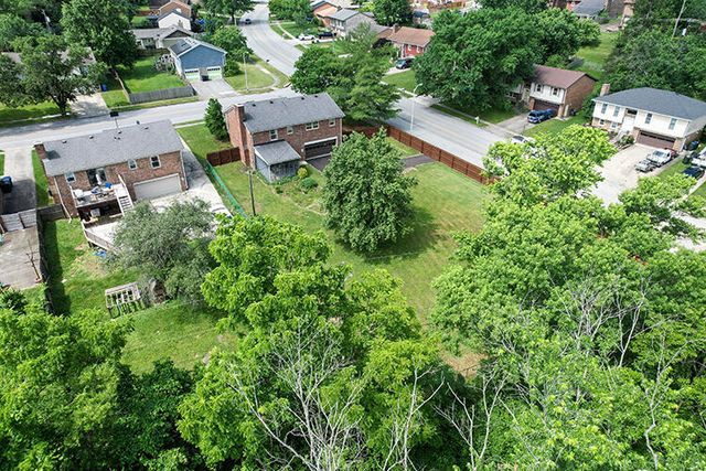 3700 Forest Green Drive, Lexington, KY 40517